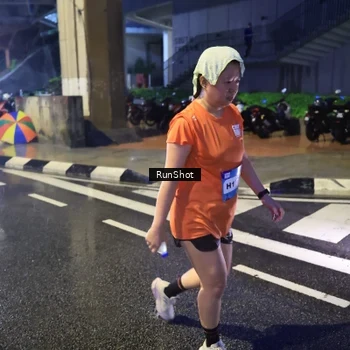 Runner Photo 7925376