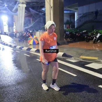 Runner Photo 7925383