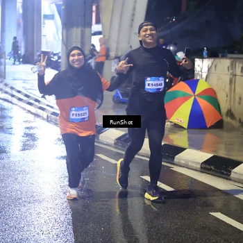 Runner Photo 7925393