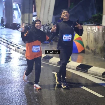 Runner Photo 7925402
