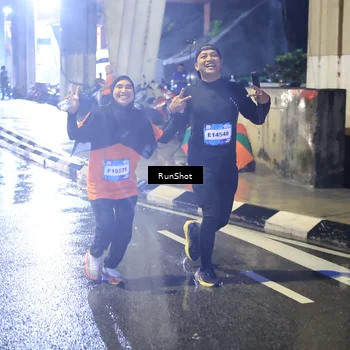 Runner Photo 7925404