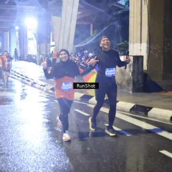 Runner Photo 7925410