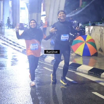 Runner Photo 7925411