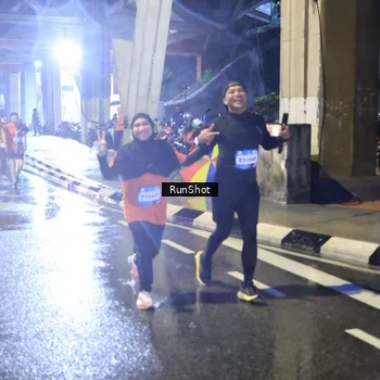 Runner Photo 7925414