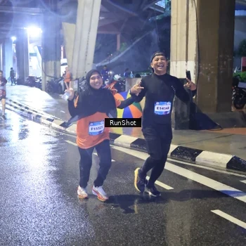 Runner Photo 7925416