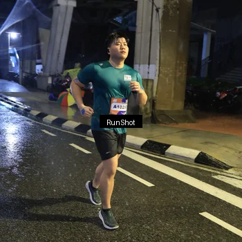 Runner Photo 7925419
