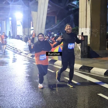 Runner Photo 7925421