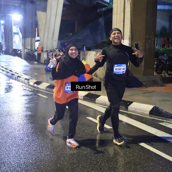 Runner Photo 7925422
