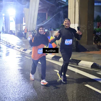Runner Photo 7925430
