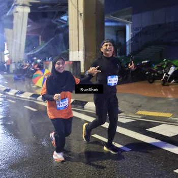 Runner Photo 7925432