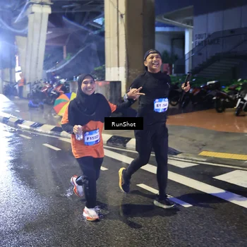 Runner Photo 7925433