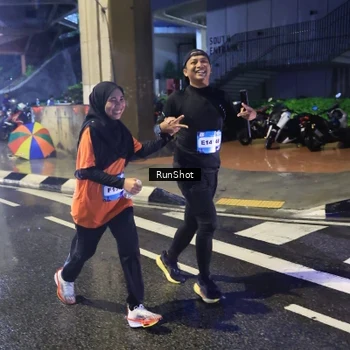 Runner Photo 7925436