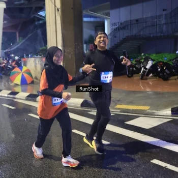 Runner Photo 7925437