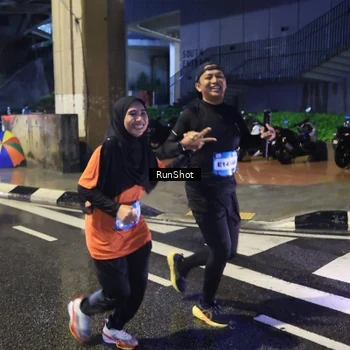 Runner Photo 7925441