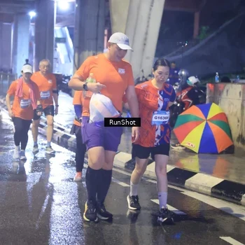 Runner Photo 7925455