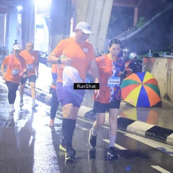 Runner Photo 7925457