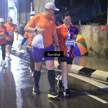 Runner Photo 7925467