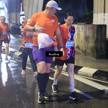 Runner Photo 7925474
