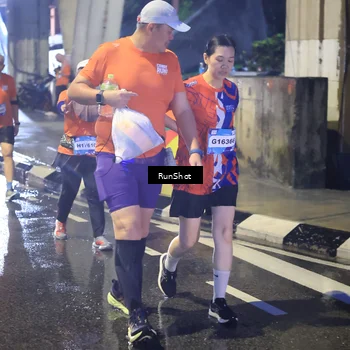 Runner Photo 7925475