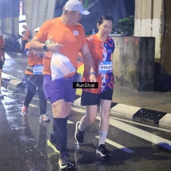 Runner Photo 7925477