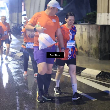 Runner Photo 7925479