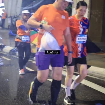 Runner Photo 7925484