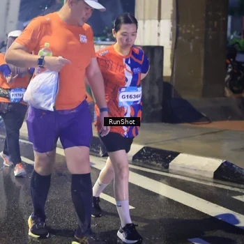 Runner Photo 7925485