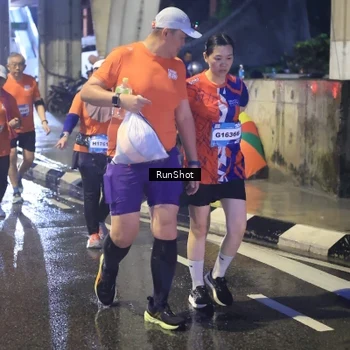 Runner Photo 7925490