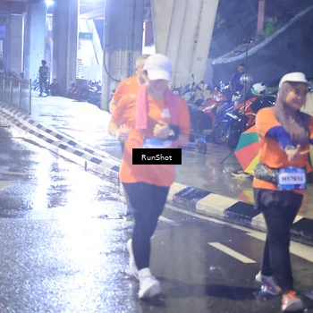 Runner Photo 7925493