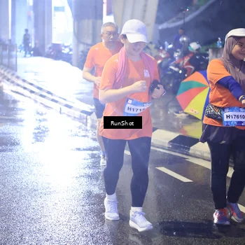 Runner Photo 7925500