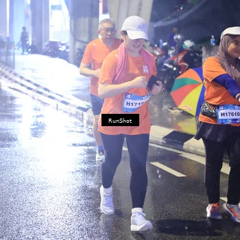 Runner Photo 7925501