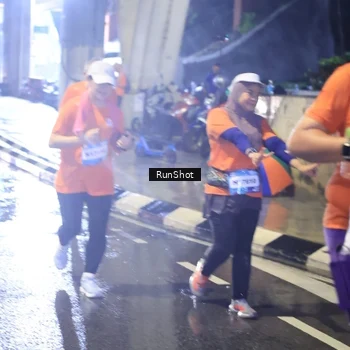 Runner Photo 7925510