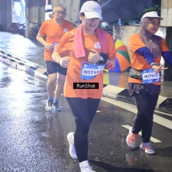 Runner Photo 7925512