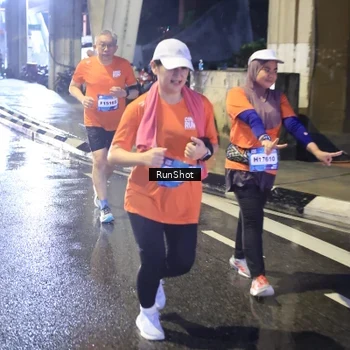 Runner Photo 7925514