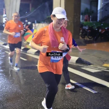 Runner Photo 7925522