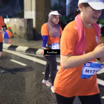 Runner Photo 7925528