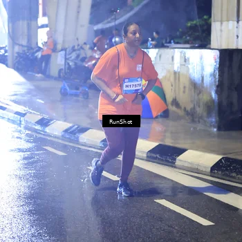 Runner Photo 7925562