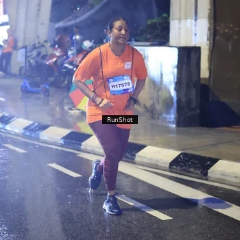Runner Photo 7925592