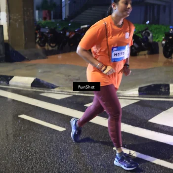 Runner Photo 7925599
