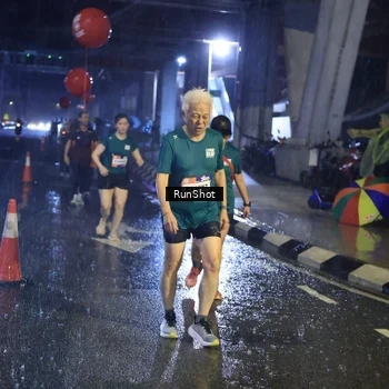Runner Photo 7925616