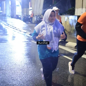 Runner Photo 7925629