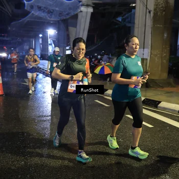 Runner Photo 7925631