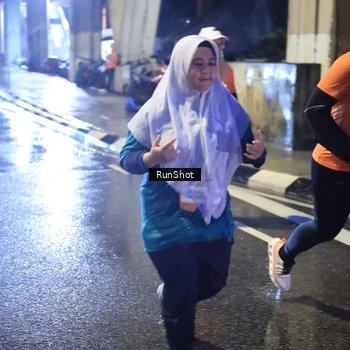 Runner Photo 7925632