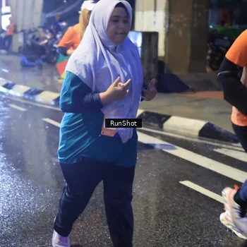 Runner Photo 7925637