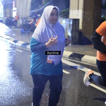 Runner Photo 7925639