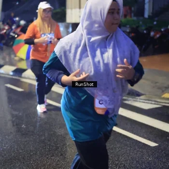Runner Photo 7925640
