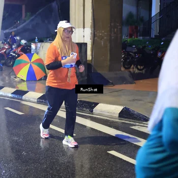 Runner Photo 7925655