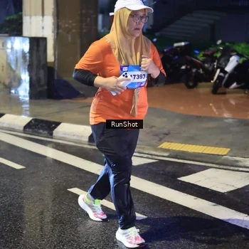 Runner Photo 7925666