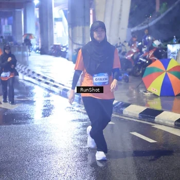 Runner Photo 7925668
