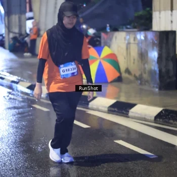 Runner Photo 7925676